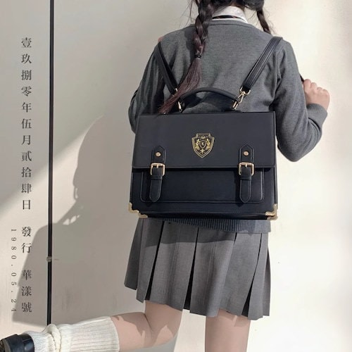Qoo10] 全2カラー 紋章入りサッチェルバッグ 大