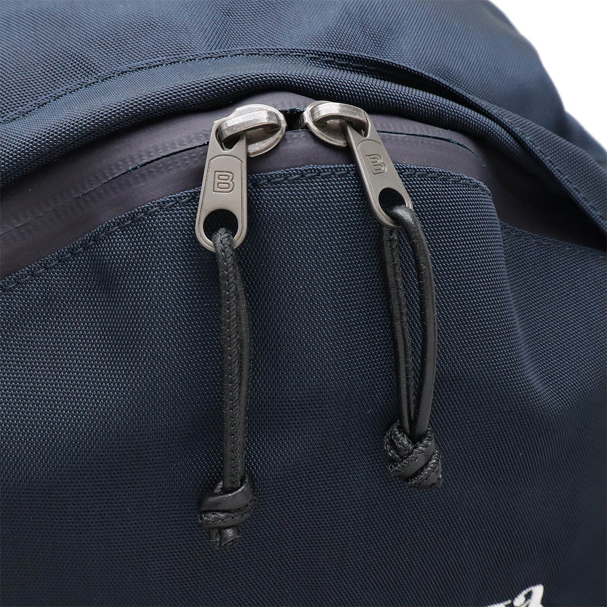 エクスプローラー バックパック リュックサック デイパック ナイロン ネイビー 紺 45974 エクスプローラー バックパック リュックサック デイパック ナイロン ネイビー 紺 45974