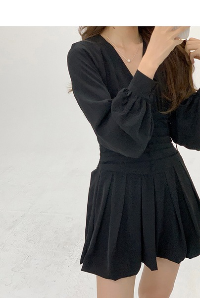 スリーピーラビット スリムフィット Vネック ハイウエスト 長袖ドレス