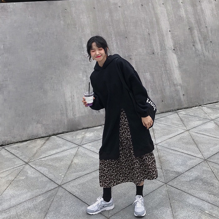 ワンピース プルオーバー ミモレ丈 ロング丈 長袖 ドロップショルダー 萌袖 セミフレア Aライン スリット サイドスリット 切り替えデザイン ドッキング かわいい 大人可愛い シンプル カジュアル ワンピース プルオーバー ミモレ丈 ロング丈 長袖 ドロップショルダー 萌袖 セミフレア Aライン スリット サイドスリット 切り替えデザイン ドッキング かわいい 大人可愛い シンプル カジュアル