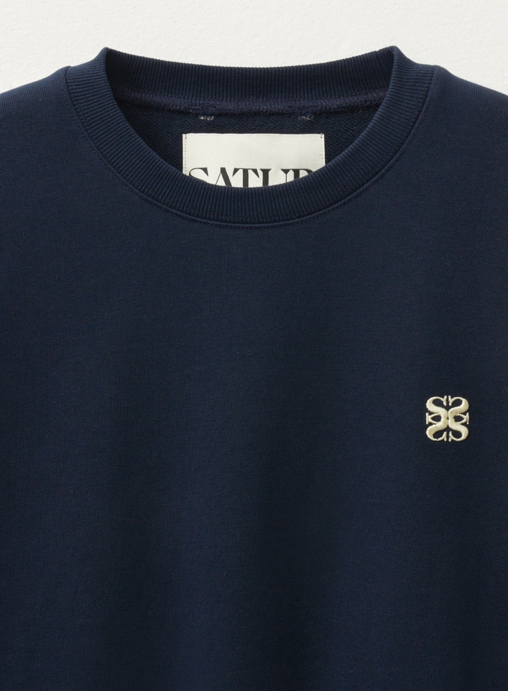 SATUR】 Classic Logo Basic Sweatshirt SATUR】 Classic Logo Basic Sweatshirt