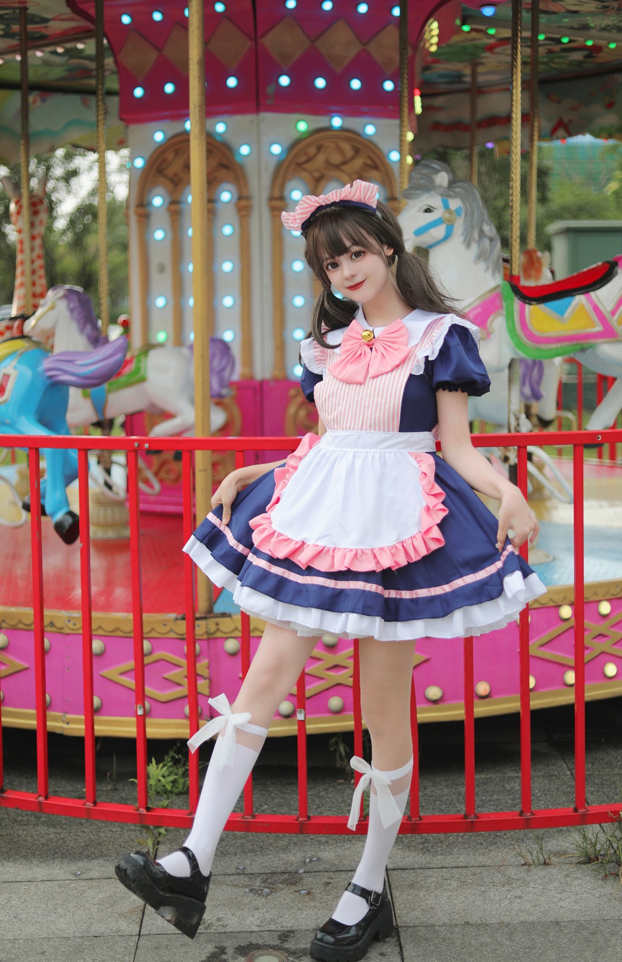 カフェメイド衣装コスプレプリンセスドレス小さいドレス女性ロールプレイパーティー制服大きいサイズ