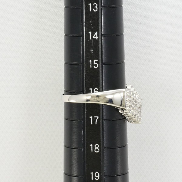 PT900 プラチナ リング 16号 ダイヤ 0.40 中古 PT900 プラチナ リング 16号 ダイヤ 0.40 中古