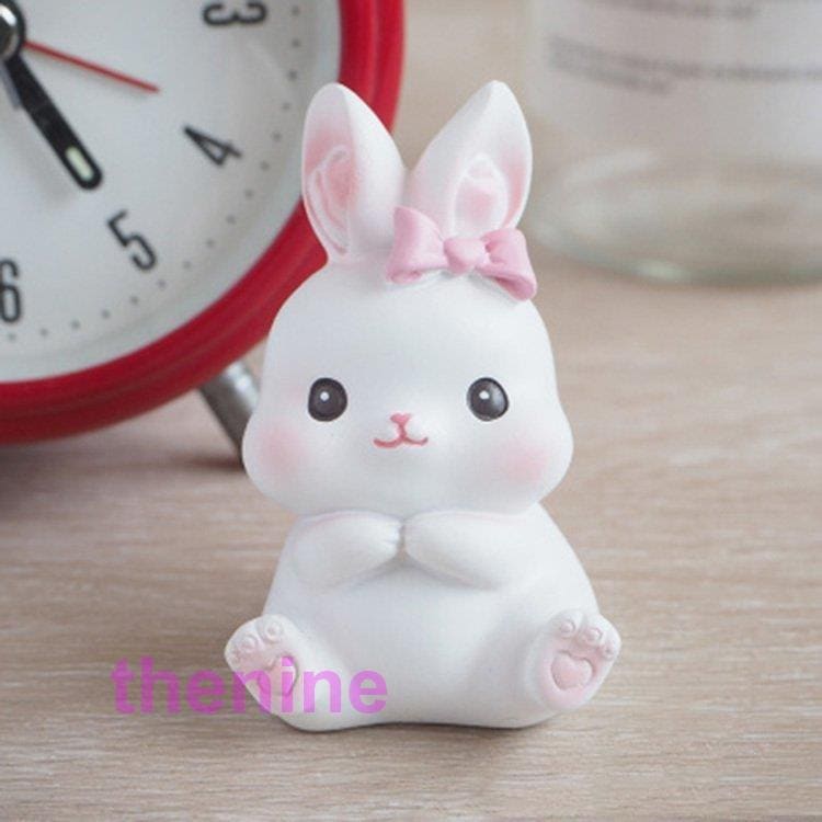 【超お得1つ買うと10個もらえる】うさぎの置物 ウサギ 動物 4個セット オーナメント 自動車置物 かわいい 卓上置物 インテリア 装飾 お洒落 置き物 雑貨 装飾品 小物