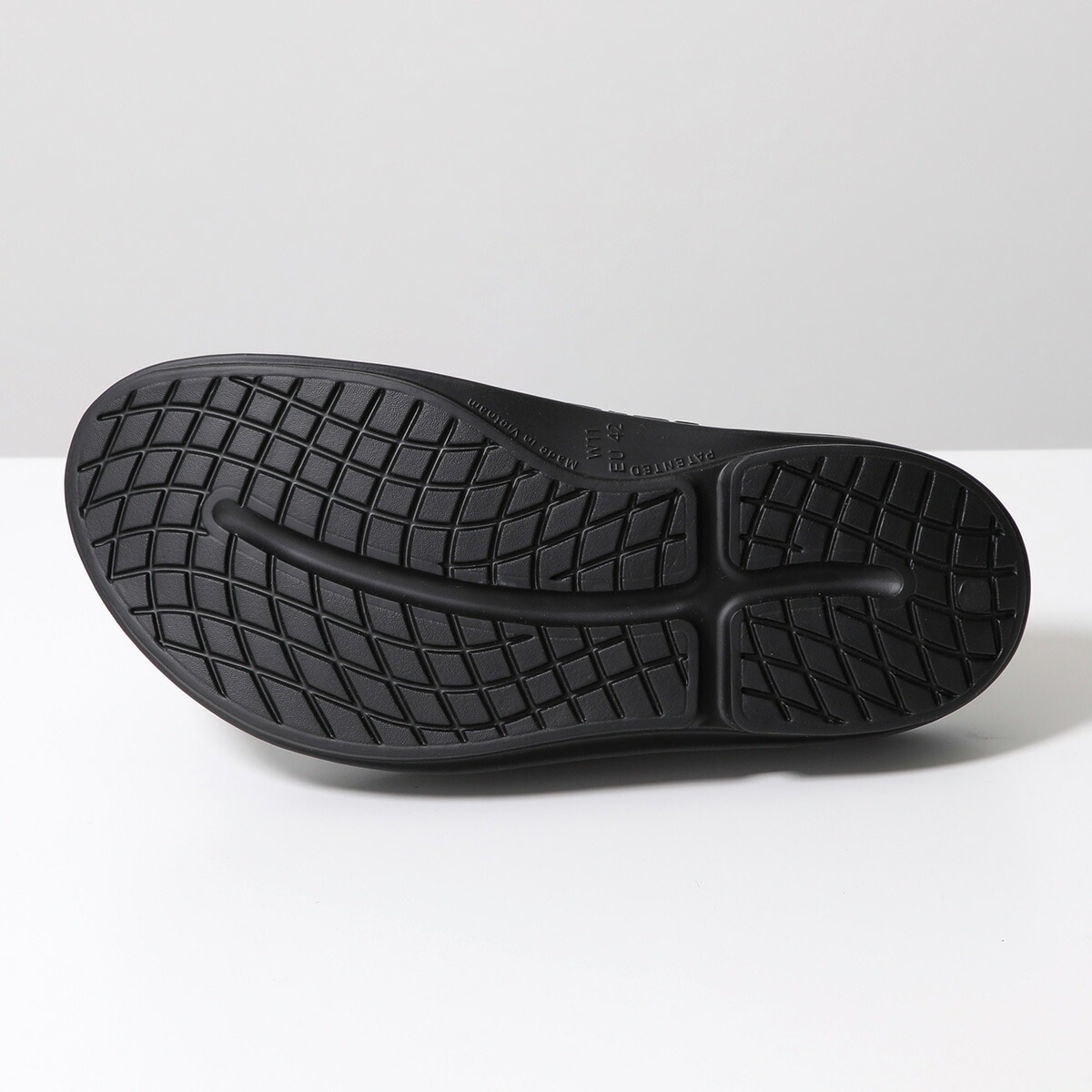 OOFOS ウーフォス リカバリーサンダル OOMEGA OOAHH ウーメガ ウーアー 1110 レディース スライドサンダル スリッパ ロゴ 厚底 EVA 靴 カラー2色 OOFOS ウーフォス リカバリーサンダル OOMEGA OOAHH ウーメガ ウーアー 1110 レディース スライドサンダル スリッパ ロゴ 厚底 EVA 靴 カラー2色