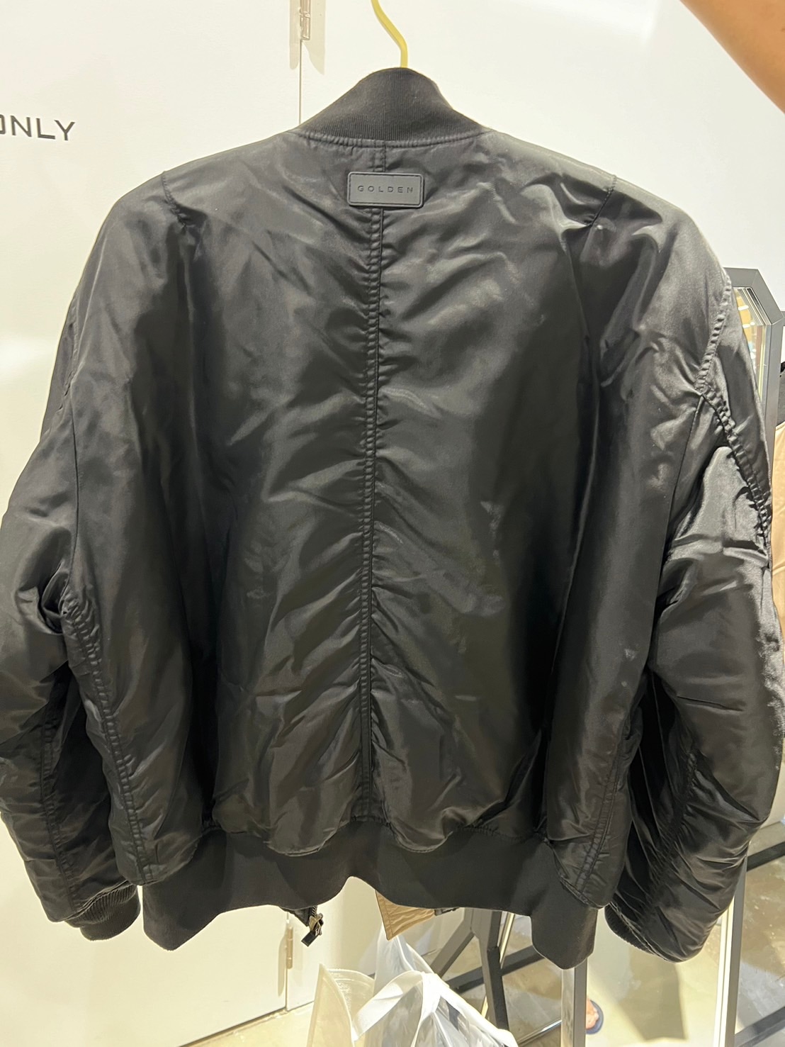 JUNG KOOK 】 『公式』 GOLDEN ジョングク BOMBER JACKET リバーシブル