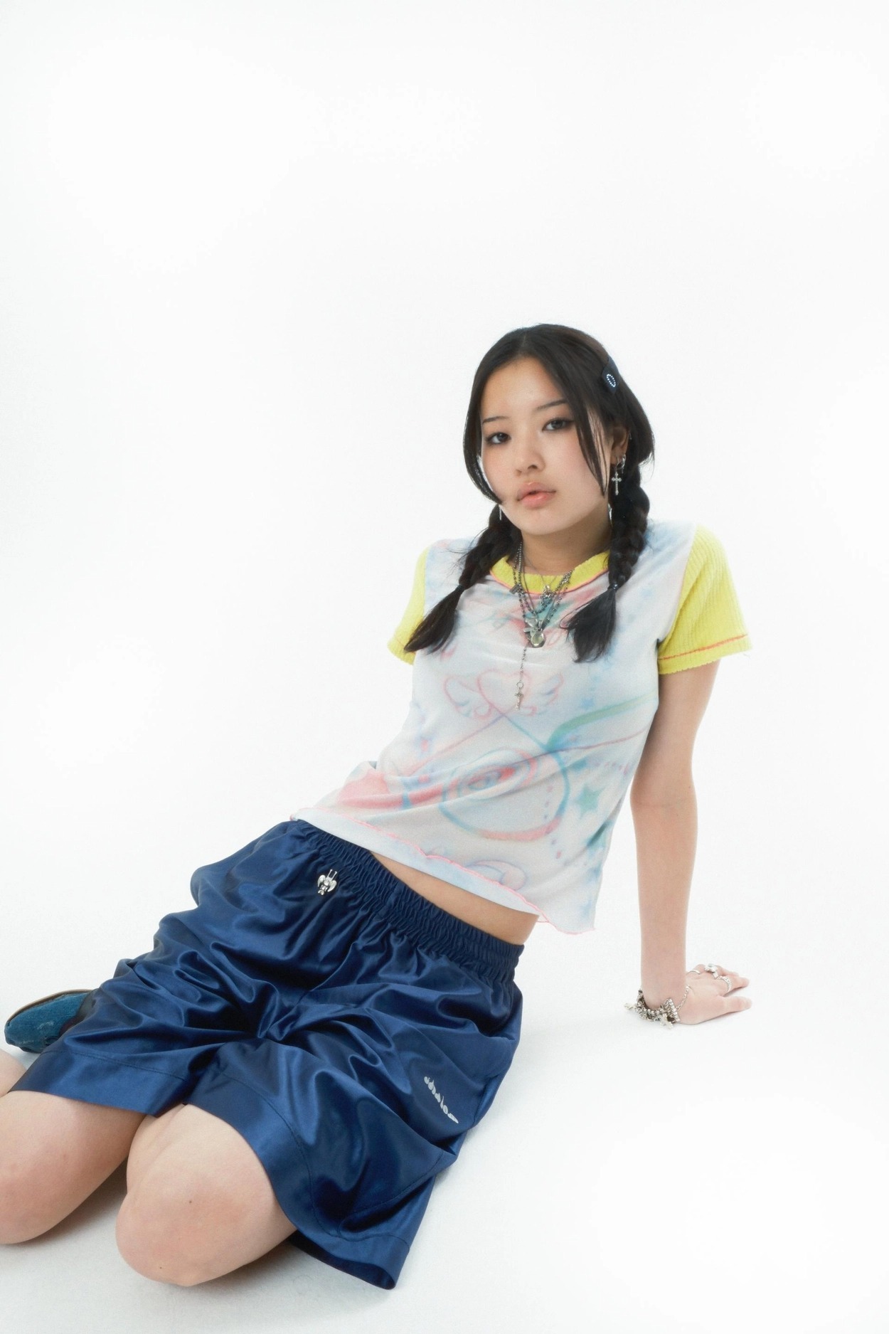 【SHALOM】PURO BERMUDA PANTS [正規品][関税・送料込み] SHALOM Puro Bermuda Pants - Silver | 하이츠스토어