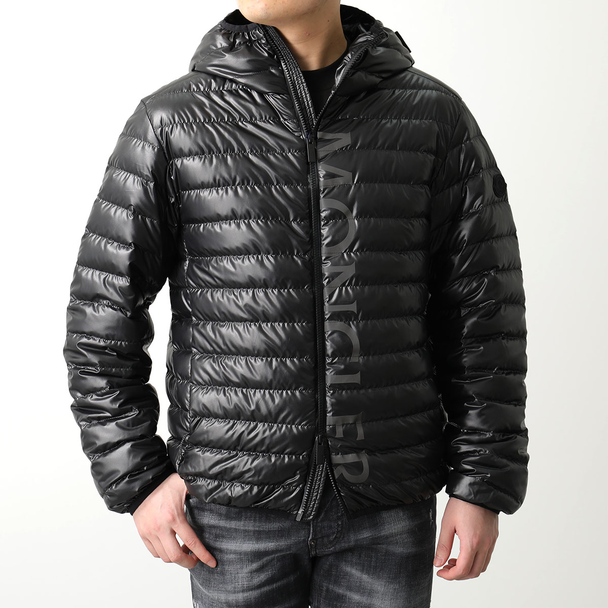 MONCLER Matt Black モンクレール マットブラック ダウンジャケット LAUZET ローゼット 1A00030 595OK メンズ ショート ロゴ フード付き カラー2色