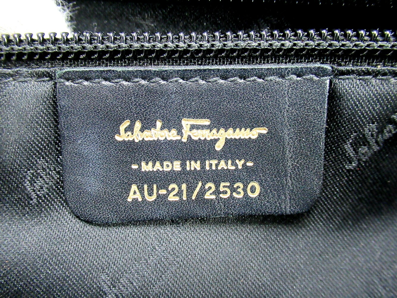 トートバッグ ワンショルダー ヴァラ金具 ブラック 中古 トートバッグ ワンショルダー ヴァラ金具 ブラック 中古