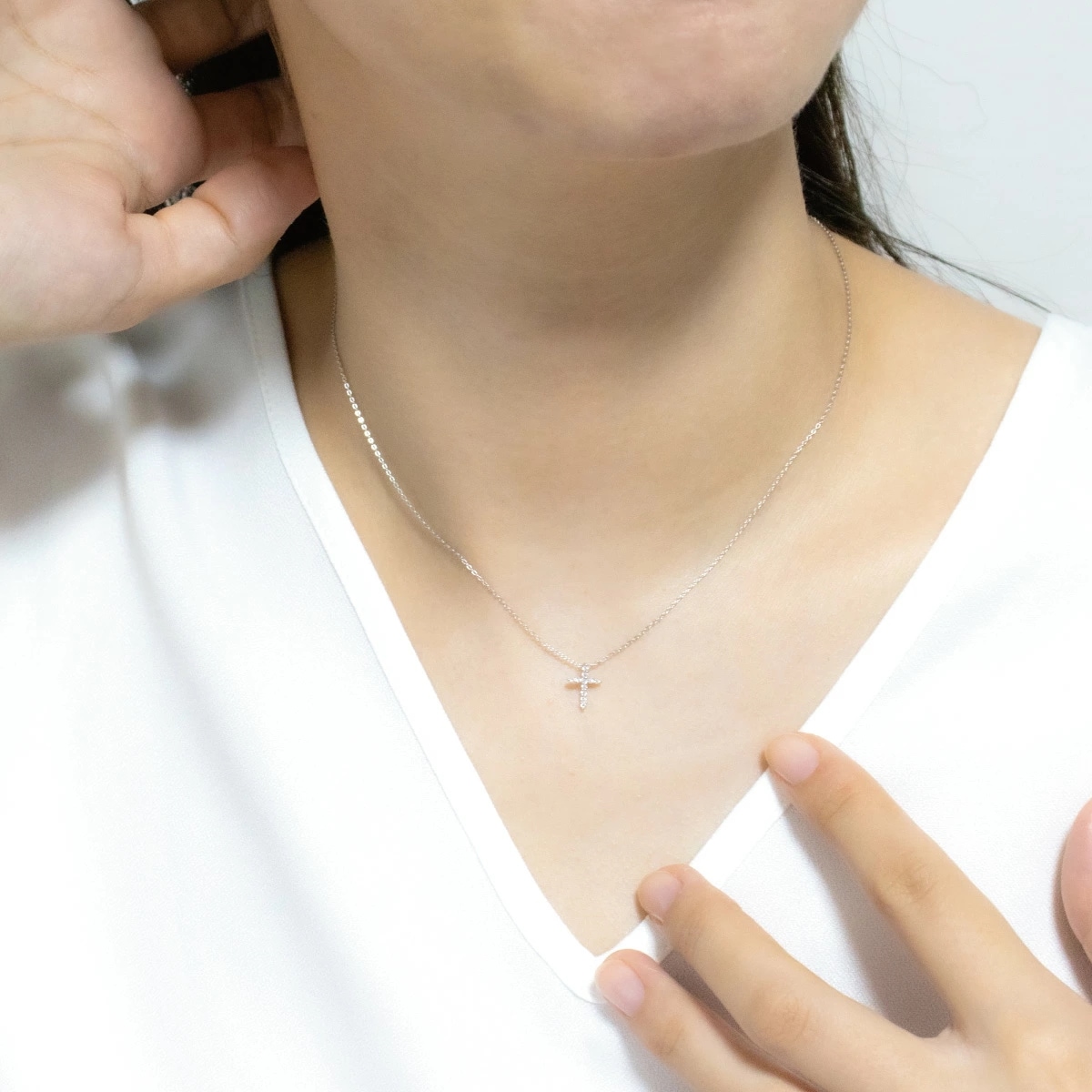 ネックレス レディース シルバー925 キュービックジルコニア 刻印 クロス 十字架 パヴェ ミニ ネックレス レディース シルバー925 キュービックジルコニア 刻印 クロス 十字架 パヴェ ミニ