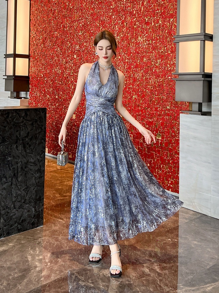 【JY.上品】 2024夏新品 ホルターネック バックレス キャミワンピース セクシー 旅行 ドレス パーティー キャバ 着痩せ 大人 同窓会 披露宴 卒業式 結婚式 演奏会 ウェディング 二次会 メ