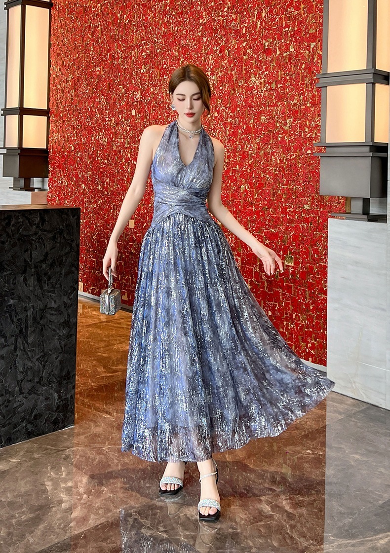 【JY.上品】 2024夏新品 ホルターネック バックレス キャミワンピース セクシー 旅行 ドレス パーティー キャバ 着痩せ 大人 同窓会 披露宴 卒業式 結婚式 演奏会 ウェディング 二次会 メ