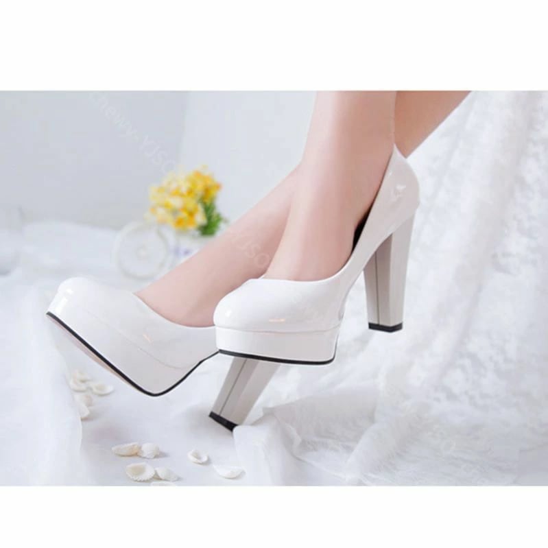 300円OFFクーポン パンプス ホワイト 美脚 走れる ウェディングシューズ レディース 厚底パンプス 痛くない 歩きやすい 厚底 黒 ラウンドトゥ チャンキーヒール 24.0cm 仕事 通勤 無地 300円OFFクーポン パンプス ホワイト 美脚 走れる ウェディングシューズ レディース 厚底パンプス 痛くない 歩きやすい 厚底 黒 ラウンドトゥ チャンキーヒール 24.0cm 仕事 通勤 無地