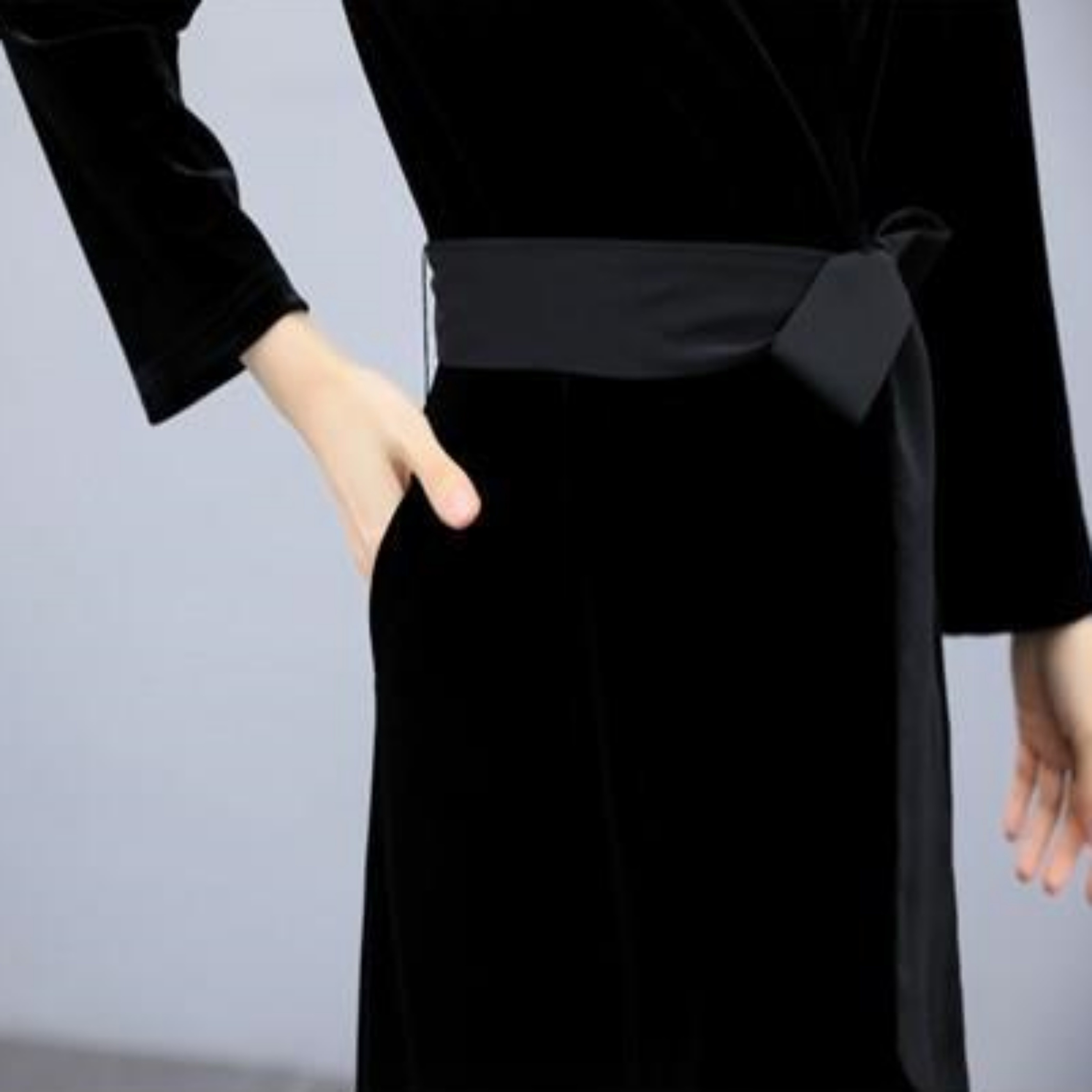 オールインワン ワイドパンツ ワンピドレス パンツ ワンピース ドレス ロング ロング丈 袖あり 長袖 Vネック ウエストリボン付き スリム美人 大人かっこいい 脚長効果 パーティー 食事会 女子