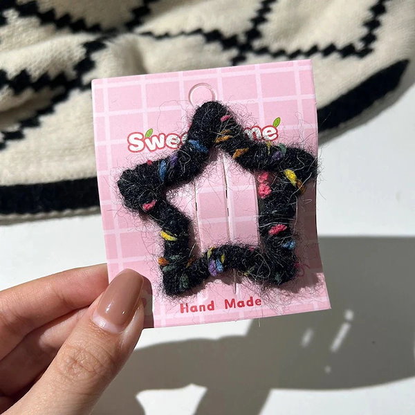 Qoo10] 韓国系秋冬毛糸五角星ヘアピンy2kドーパ