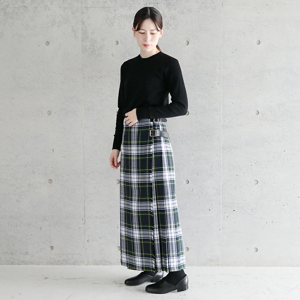 【2025秋冬】gicipi ジチピ フラーゴラ クルーネックジャストフィットニットソー 2513A イタリア ニット コットンニット 長袖 シンプル ベーシック クルーネック 2025AW