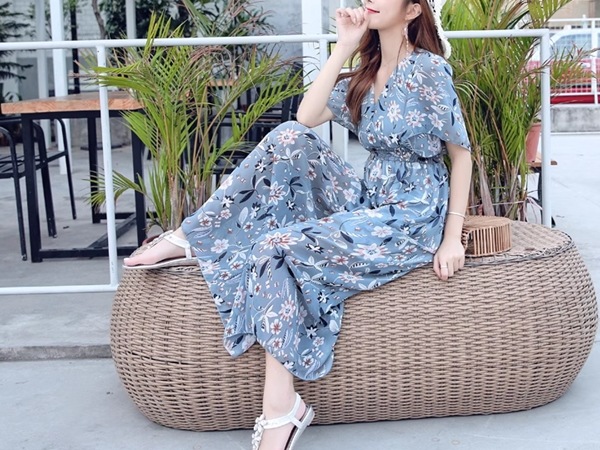 花柄ドレス レディース ワンピース ドレス フレア フレアスカート ロングスカート 膝下 ロング 半袖 Vネック ノーカラー フレア スリム Aライン フォーマル フェミニン ウエストマーク 花柄ドレス レディース ワンピース ドレス フレア フレアスカート ロングスカート 膝下 ロング 半袖 Vネック ノーカラー フレア スリム Aライン フォーマル フェミニン ウエストマーク