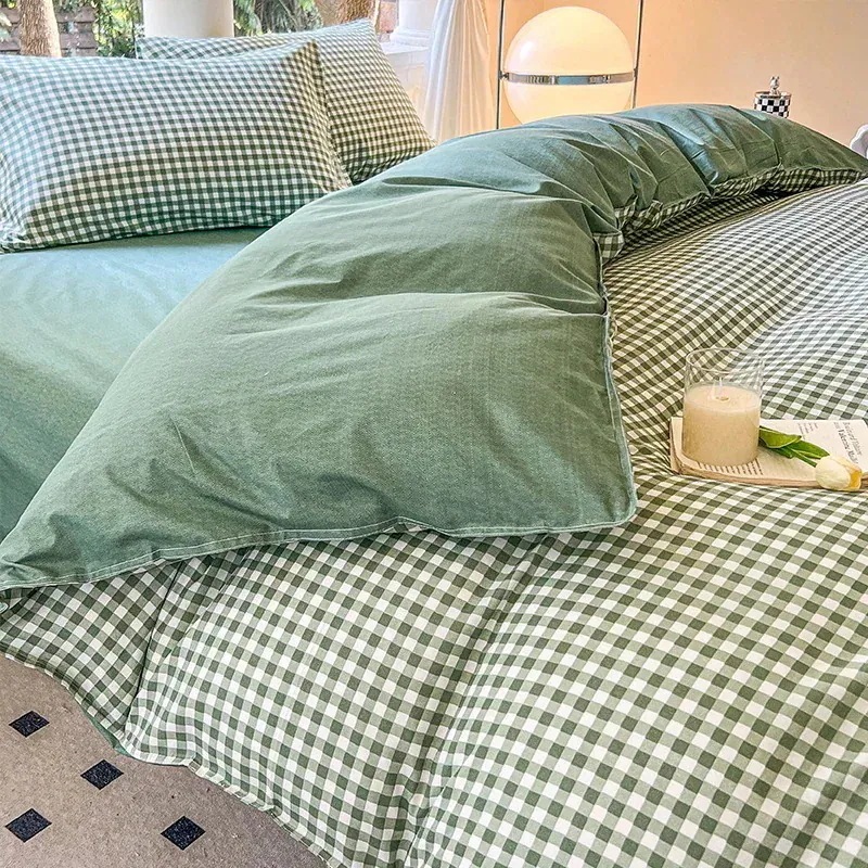 今の流行小さな新鮮なベッドシーツと掛け布団カバーの4点セット独身学生寮用漫画寝具3点セットと 今の流行小さな新鮮なベッドシーツと掛け布団カバーの4点セット独身学生寮用漫画寝具3点セットと