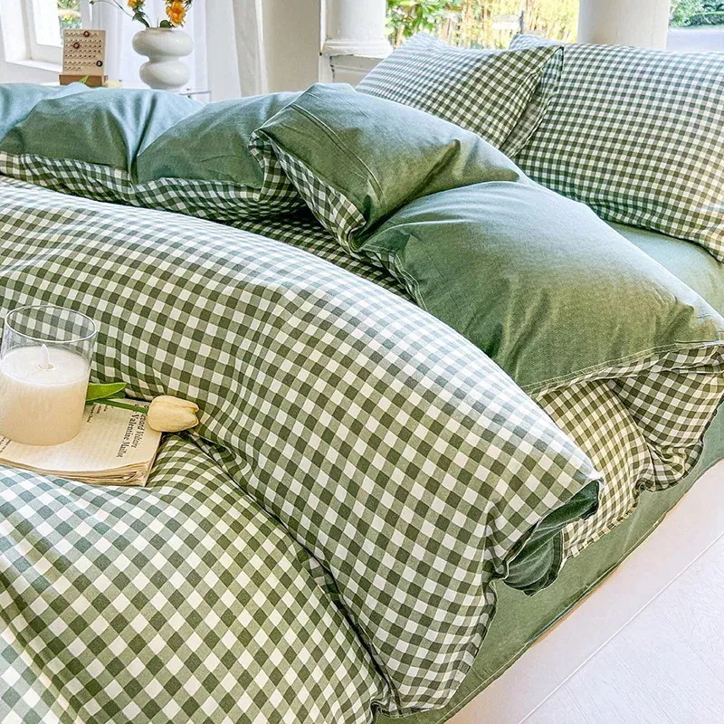 今の流行小さな新鮮なベッドシーツと掛け布団カバーの4点セット独身学生寮用漫画寝具3点セットと 今の流行小さな新鮮なベッドシーツと掛け布団カバーの4点セット独身学生寮用漫画寝具3点セットと