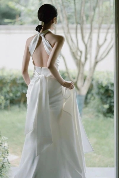 【急速出荷 2025年新作】ウエディングドレス ウェディングドレス 白 前撮りドレス ホルターネック ドレス 二次会 花嫁 2次会 白ワンピ 白ワンピース 白ドレス バックオープン バックコンシャス