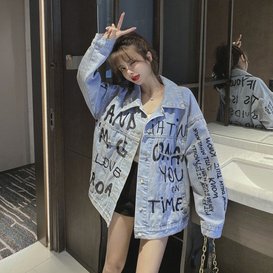 【取寄：納期2週間】デニムジャケット 手書きロゴ レディース 韓国 ファッション ペイントロゴ 落書きジャケット デニム アウター 春秋 おしゃれ オーバーサイズ メンズライク 長袖 デニムジャケット