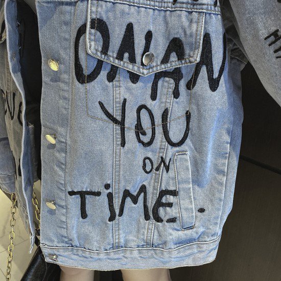 【取寄：納期2週間】デニムジャケット 手書きロゴ レディース 韓国 ファッション ペイントロゴ 落書きジャケット デニム アウター 春秋 おしゃれ オーバーサイズ メンズライク 長袖 デニムジャケット