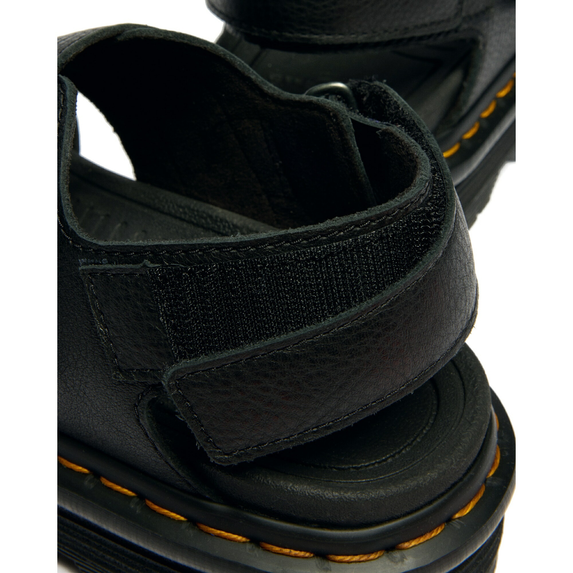 Qoo10] Dr.Martens 【公式】ZEBZAG サンダル ウィメン