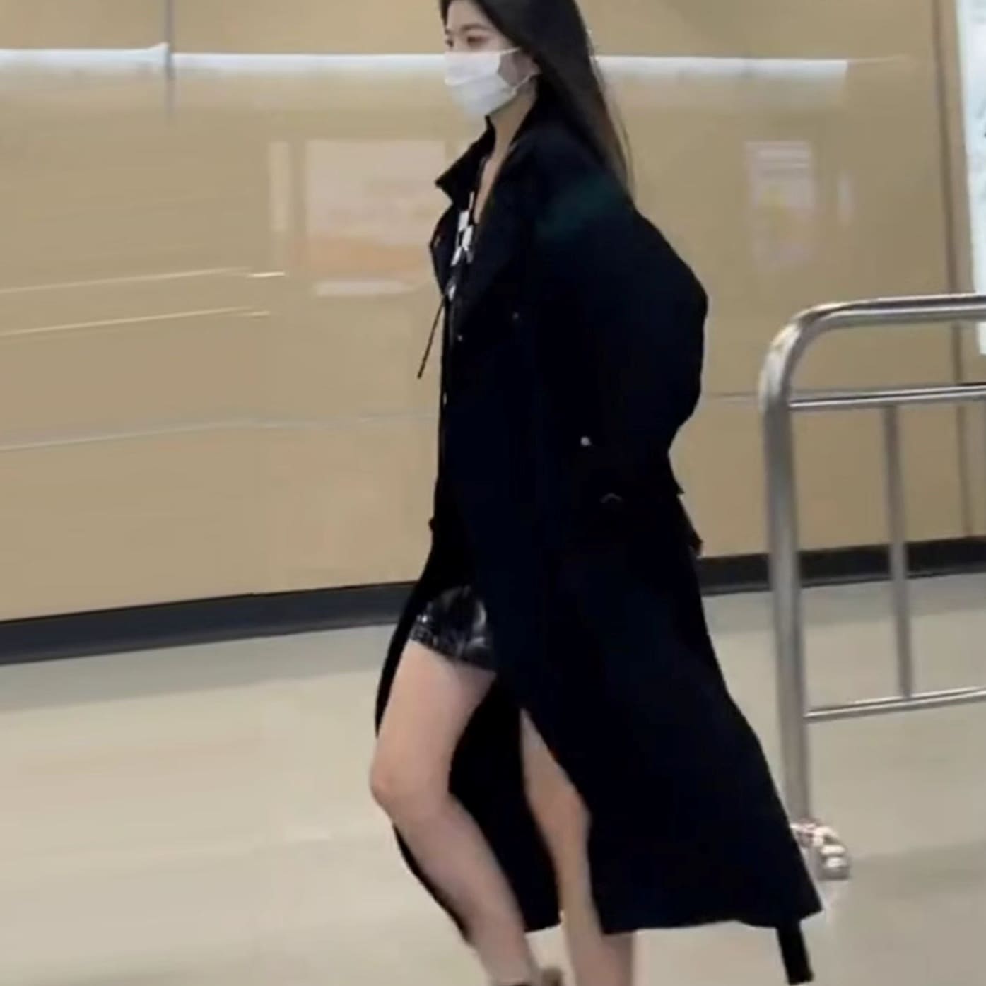 アウター コート トレンチコート ロングコート 襟付き 長袖 前開き ダブルボタン ポケット かわいい 大人可愛い きれいめ シンプル 上品 きちんと おしゃれ かっこいい カジュアル レトロ ラフ アウター コート トレンチコート ロングコート 襟付き 長袖 前開き ダブルボタン ポケット かわいい 大人可愛い きれいめ シンプル 上品 きちんと おしゃれ かっこいい カジュアル レトロ ラフ