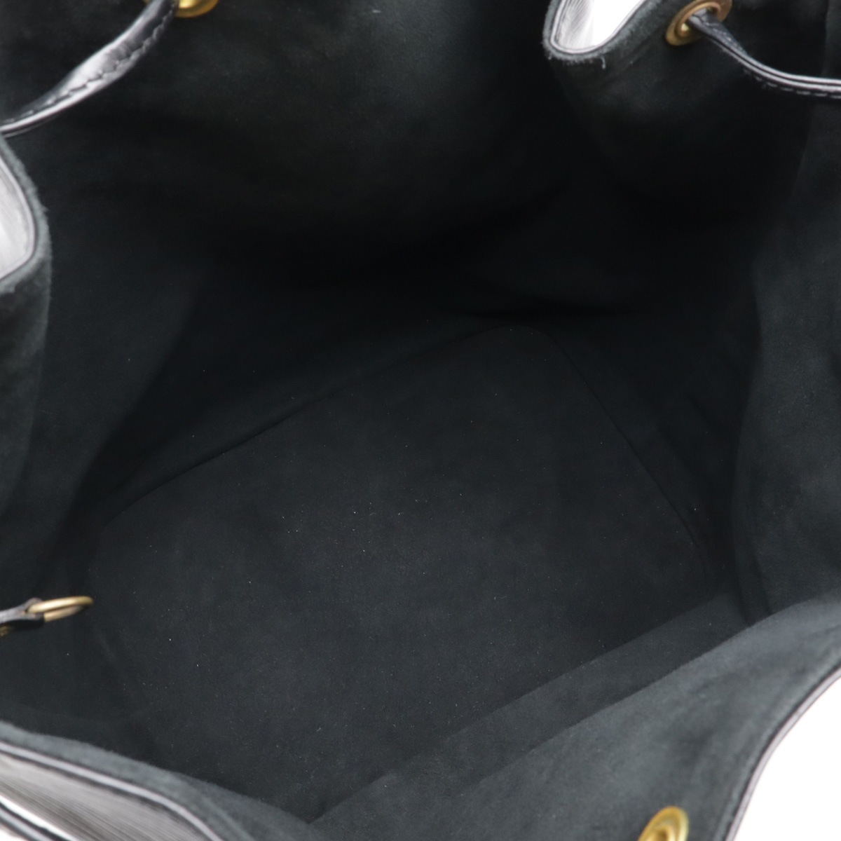 エピ ノエ ショルダーバッグ ワンショルダー セミショルダー 肩掛け 巾着型 レザー ノワール 黒 ブラック M5900 エピ ノエ ショルダーバッグ ワンショルダー セミショルダー 肩掛け 巾着型 レザー ノワール 黒 ブラック M5900