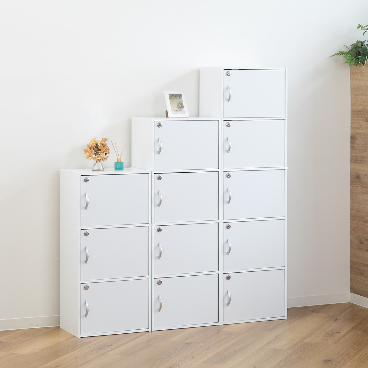 カラーボックス 5段 全段鍵付 幅42cm 収納 家具 鍵付き 棚 ロッカー BOX 本棚 扉付き 収納ボックス 収納棚 ホワイト ブラウン