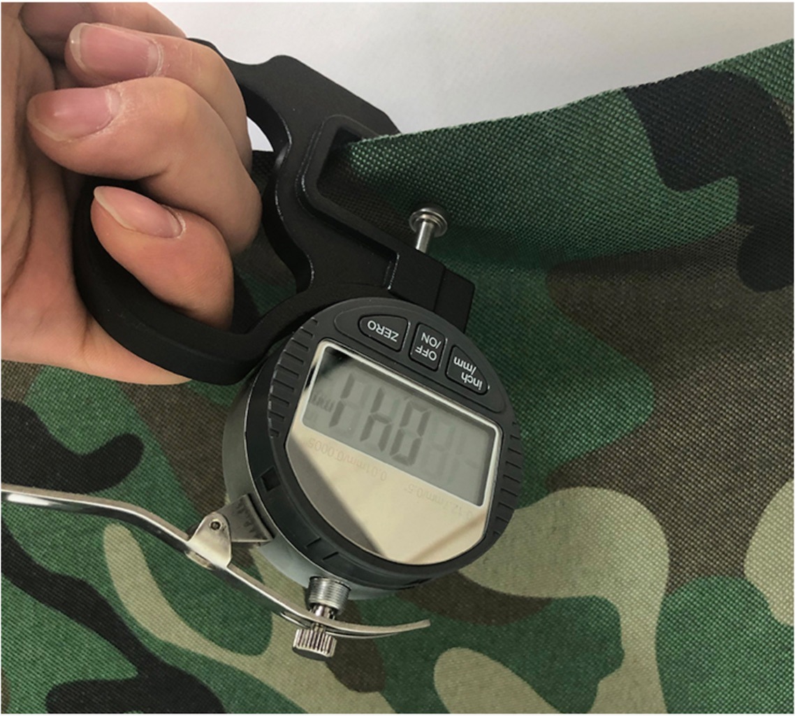 防水シート ロープ付き 迷彩柄 折り畳み 厚手 テントシート グランドシート 防風布 3x5M 防水シート ロープ付き 迷彩柄 折り畳み 厚手 テントシート グランドシート 防風布 3x5M