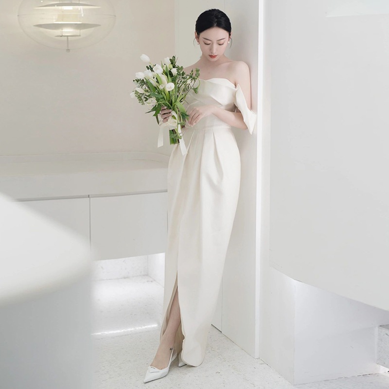 ウェディングドレス白 レッド パーティードレス 結婚式二次会 半袖 長袖ドレス オフショルダー 前撮りワンピース Aライン マーメイド 花嫁ロングドレスお呼ばれ 20代30代40代