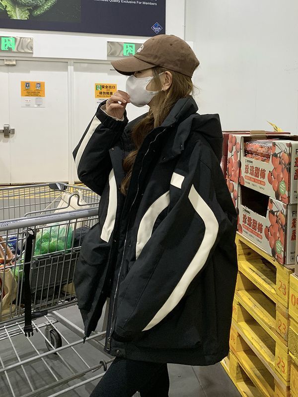 衝突色突撃服ダウンジャケット女2024新型冬韓版デザイン感工装帽子白鴨パイルコート潮