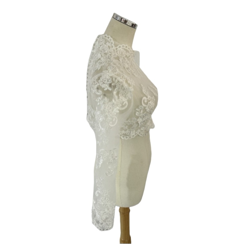 可憐な花刺繍のトップス ハイネック 長袖 くるみボタン ウエディングドレス/前撮り 可憐な花刺繍のトップス ハイネック 長袖 くるみボタン ウエディングドレス/前撮り