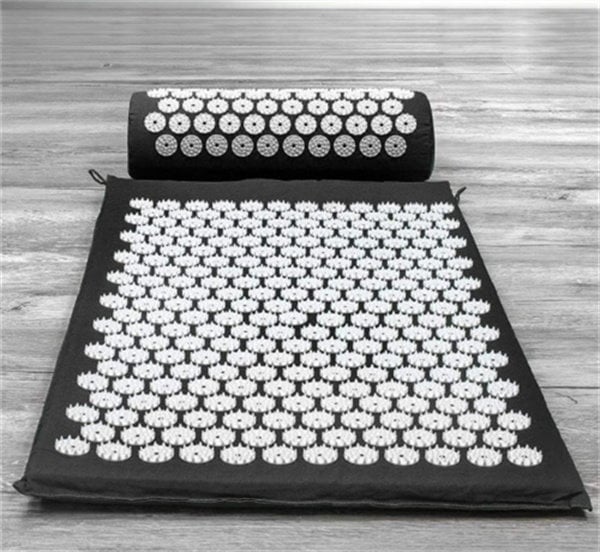 Qoo10] 指圧スパイクマットヨガシャクティマットマ