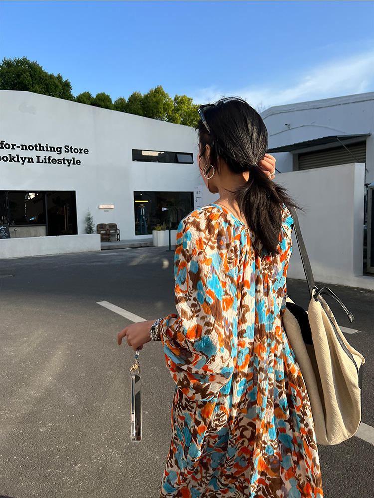 レディース トップス ブラウス 7分袖 Vネック フェミニン ストリート リボン かわいい 大人可愛い シンプル カジュアル 上品 おしゃれ こなれ感 ガーリー ラブリー キュート ナチュラル 花柄