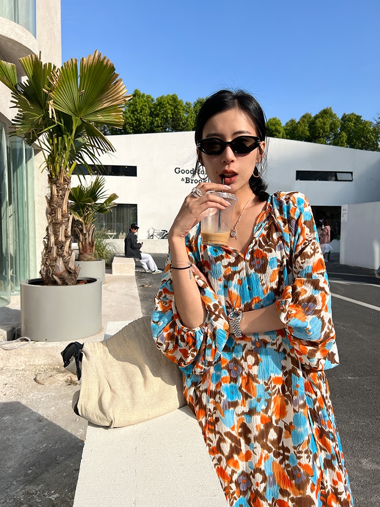 レディース トップス ブラウス 7分袖 Vネック フェミニン ストリート リボン かわいい 大人可愛い シンプル カジュアル 上品 おしゃれ こなれ感 ガーリー ラブリー キュート ナチュラル 花柄