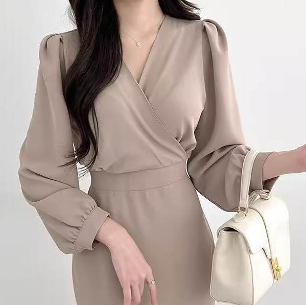 レディース ワンピース フレア ミモレ ロング 長袖 パフスリーブ Vネック カシュクール タイト マーメイド フェミニン ウエストマーク ハイウエスト 大人可愛い きれいめ 上品 切り替えデザイン レディース ワンピース フレア ミモレ ロング 長袖 パフスリーブ Vネック カシュクール タイト マーメイド フェミニン ウエストマーク ハイウエスト 大人可愛い きれいめ 上品 切り替えデザイン