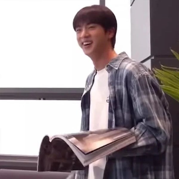 Qoo10] BTS ジン（キム・ソクジン）着用 ゆっ