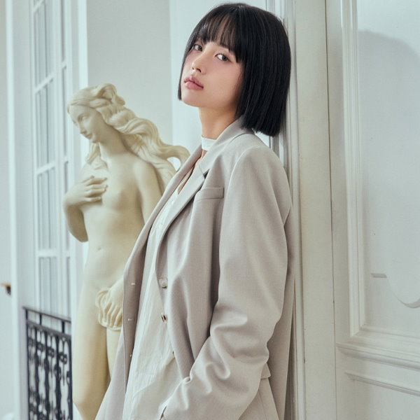 ピンクエイジ♩総手植えフルウィッグ 総手植えフルウィッグ) レイヤードウィンドカット シルビ（モースト原糸）