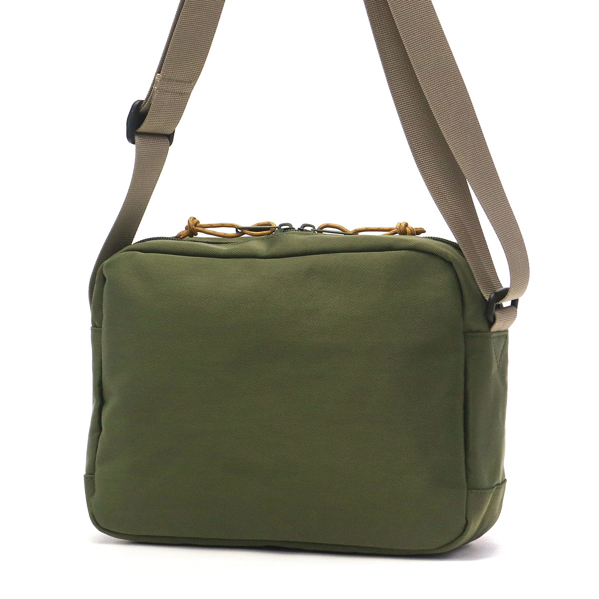 ショルダーバッグ レディース 斜めがけ 斜め掛けバッグ ブランド 大人 軽量 軽い ナイロン ショルダー バッグ 撥水 フィンランド 10代 20代 30代 3L RMNL-02 ショルダーバッグ レディース 斜めがけ 斜め掛けバッグ ブランド 大人 軽量 軽い ナイロン ショルダー バッグ 撥水 フィンランド 10代 20代 30代 3L RMNL-02