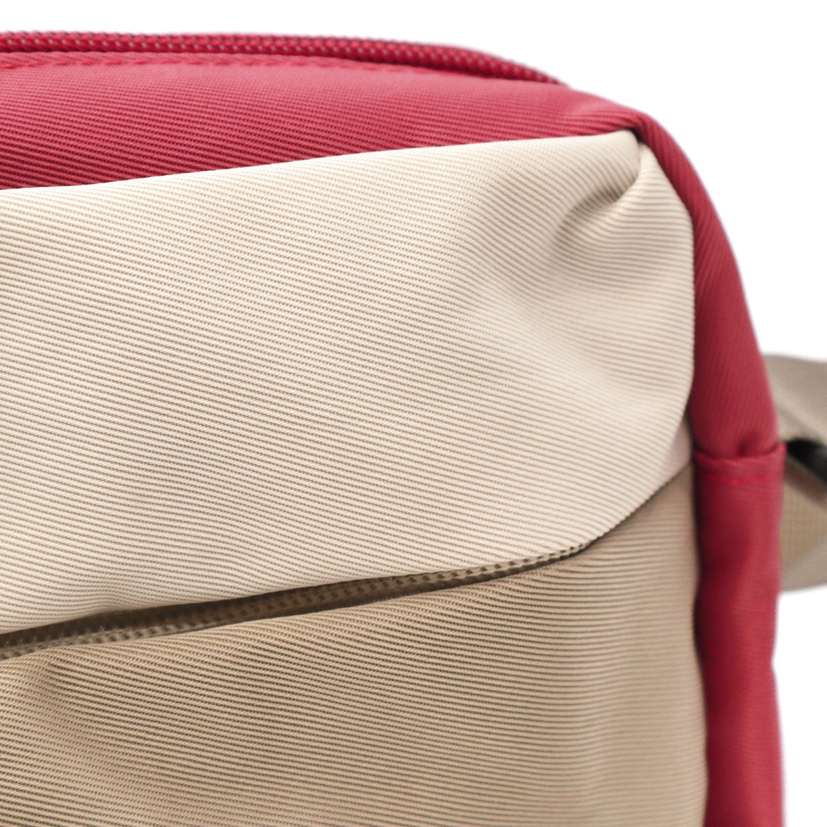 ショルダーバッグ レディース 斜めがけ 斜め掛けバッグ ブランド 大人 軽量 軽い ナイロン ショルダー バッグ 撥水 フィンランド 10代 20代 30代 3L RMNL-02 ショルダーバッグ レディース 斜めがけ 斜め掛けバッグ ブランド 大人 軽量 軽い ナイロン ショルダー バッグ 撥水 フィンランド 10代 20代 30代 3L RMNL-02