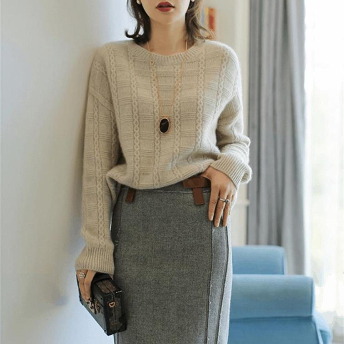 すっきりとした印象で1枚でもインナーとしても活躍するクルーネックニット トップス 長袖 キレイめコー すっきりとした印象で1枚でもインナーとしても活躍するクルーネックニット トップス 長袖 キレイめコー