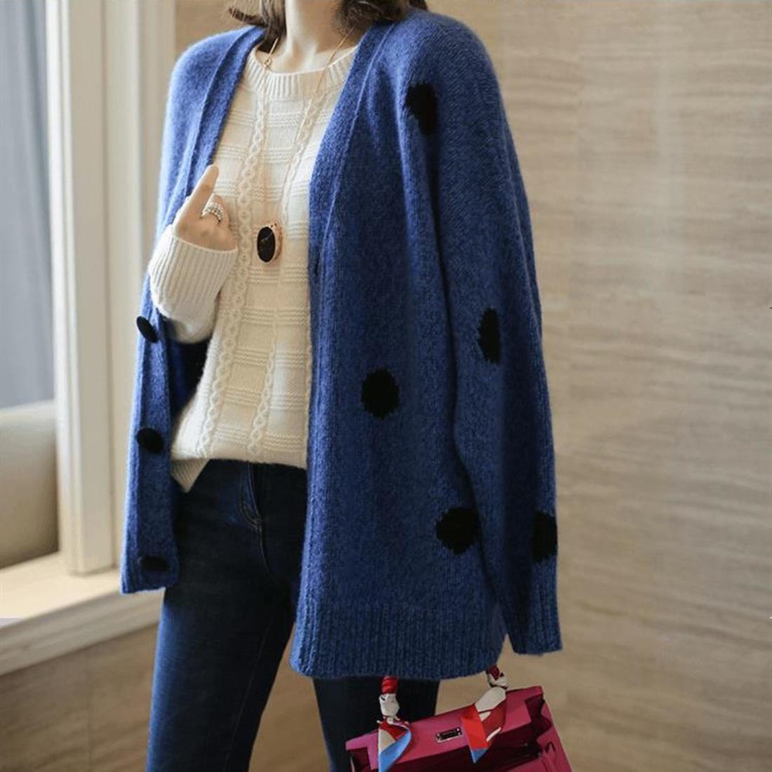 すっきりとした印象で1枚でもインナーとしても活躍するクルーネックニット トップス 長袖 キレイめコー すっきりとした印象で1枚でもインナーとしても活躍するクルーネックニット トップス 長袖 キレイめコー