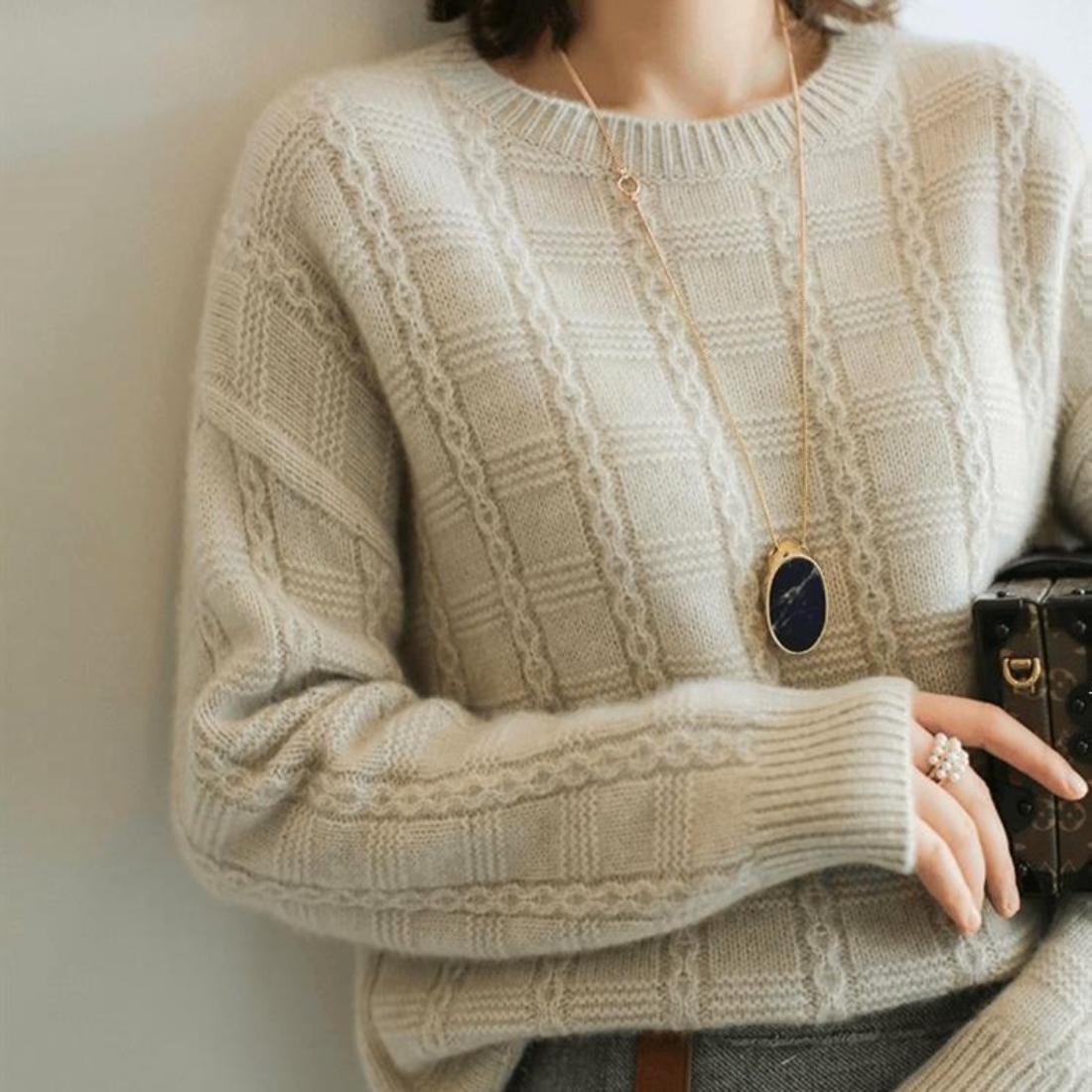 すっきりとした印象で1枚でもインナーとしても活躍するクルーネックニット トップス 長袖 キレイめコー すっきりとした印象で1枚でもインナーとしても活躍するクルーネックニット トップス 長袖 キレイめコー