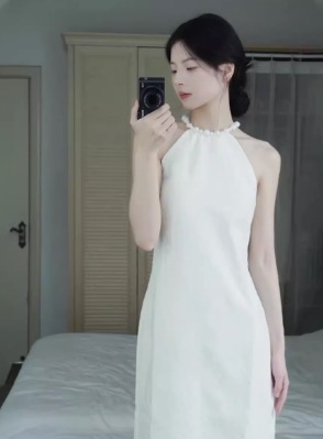 レディース スカート ドレス ノースリーブ ホルターネック タイト スリム ストレート フェミニン ウエストマーク 透け感 ヴィンテージ 薄手 ビジュー かわいい 大人可愛い きれいめ シンプル