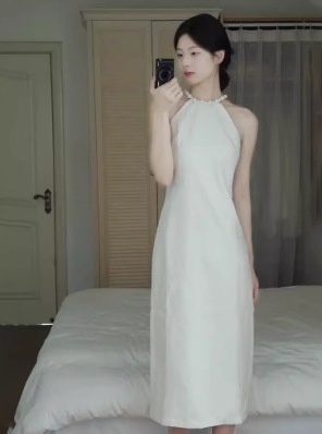 レディース スカート ドレス ノースリーブ ホルターネック タイト スリム ストレート フェミニン ウエストマーク 透け感 ヴィンテージ 薄手 ビジュー かわいい 大人可愛い きれいめ シンプル