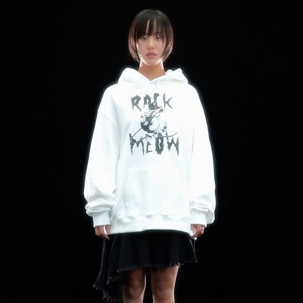 LE SSERAFIM POPUP Shop HOODIE XL チェウォン着用 もごつ在庫！当日発送！☆LE SSERAFIM チェウォン 着用