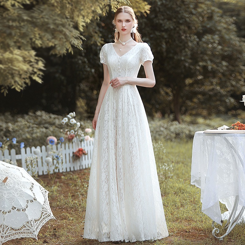 フランスの軽いウェディングドレス春の新しい花嫁の白いレースのシンプルな小柄な迎賓ドレス フランスの軽いウェディングドレス春の新しい花嫁の白いレースのシンプルな小柄な迎賓ドレス