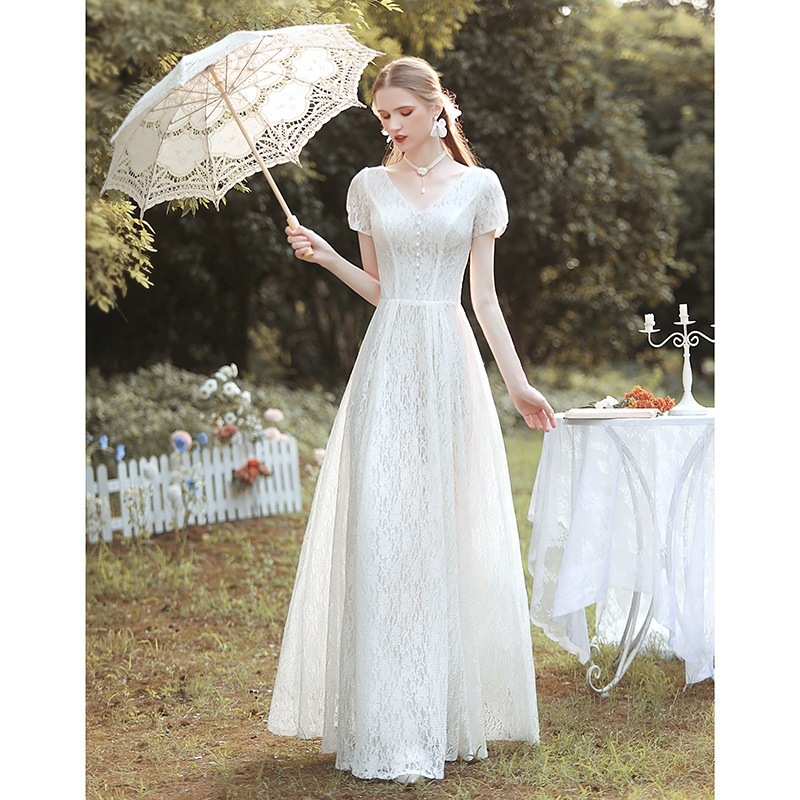 フランスの軽いウェディングドレス春の新しい花嫁の白いレースのシンプルな小柄な迎賓ドレス フランスの軽いウェディングドレス春の新しい花嫁の白いレースのシンプルな小柄な迎賓ドレス